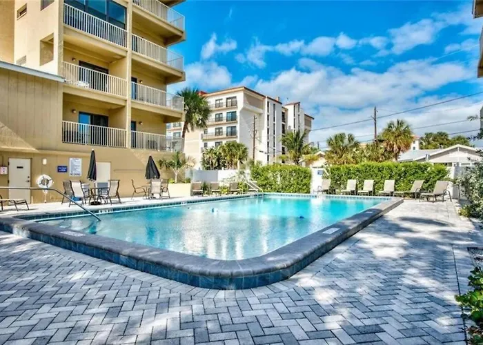 Apartment In The Heart Of Clearwater Clearwater Beach